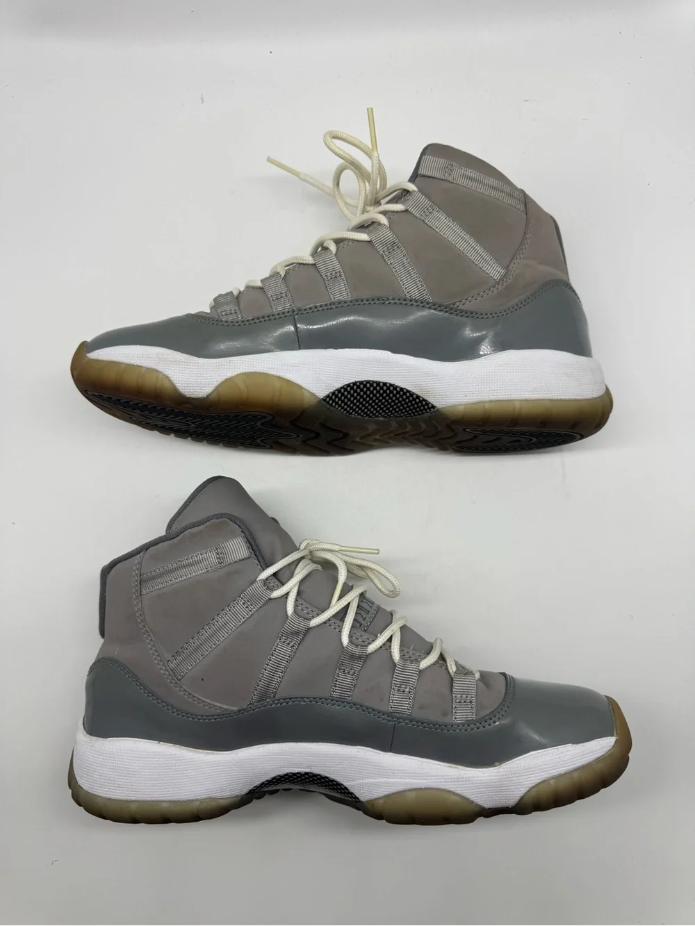 Nike Air Jordan 11 Retro Cool Grey 2010 378038-001 Men/Youth Size 7 (7Y)